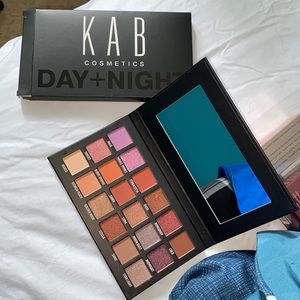 KAB Cosmetics Eyeshadow Palette